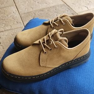 Dr Martens Crewson Oxford Suede Casual Shoe- Savannah Tan, Men's 12